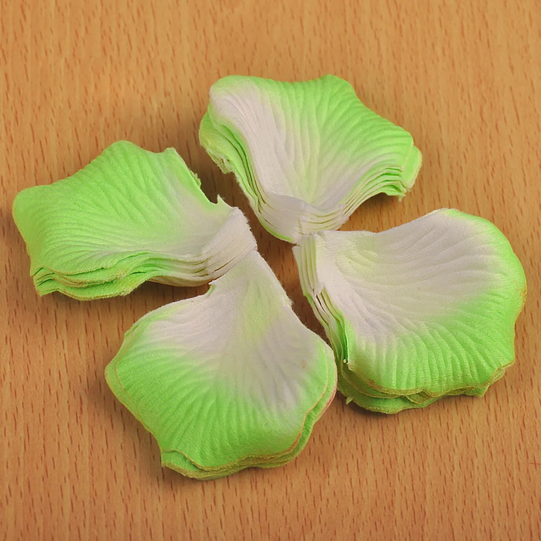 

100Pcs Artificial Silk Rose Flower Petals Party Wedding Decor Festival Romantic Ornament Simulation Fake Flower Silk Cloth