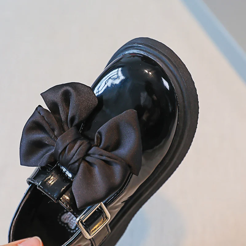 

2021 Autumn Summer Flats Baby Girls Shoes Cute Chain Leather Princess Shoes Fashion Solid Kids Child Dancing Toddler Shoes