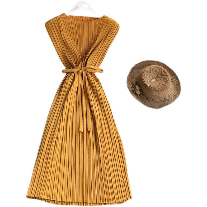 

2021 New Summer Temperament O-neck sleeveless Dress high waist lace up waist solid mid-length A-line Pleated Dress
