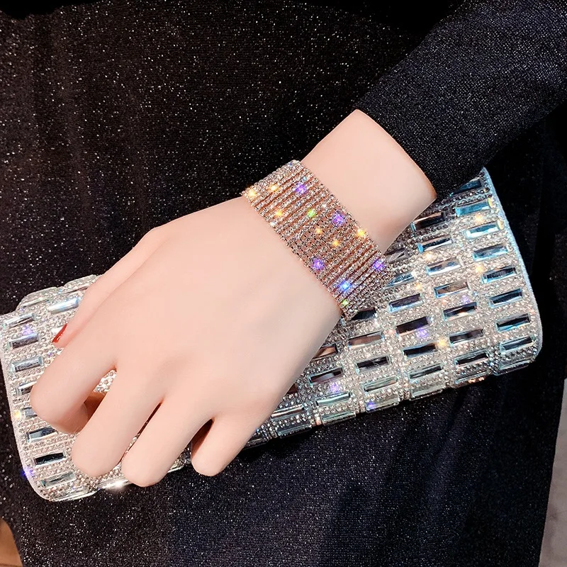 Эффектные широкие браслеты со стразами для женщин модные ювелирные изделия