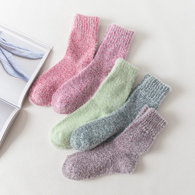 

5 Pairs Winter Autumn New Vintage Super Warm Thick Socks 2021 New Women Socks
