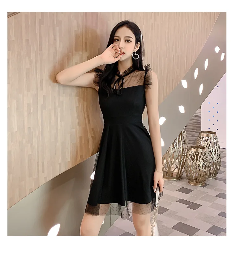 

A strapless summer dress with an inset that goes well with the 2020 French minions' refreshing ins mesh patchwork little black d
