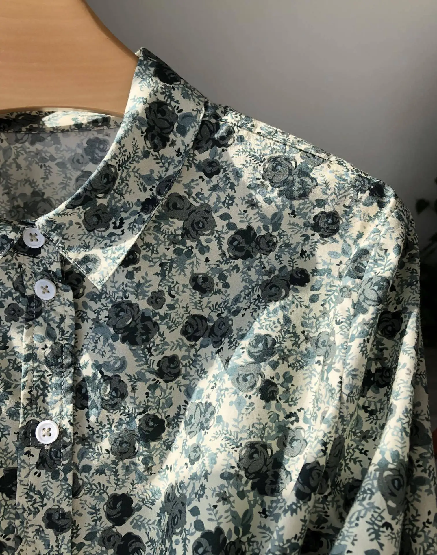 

100% Cotton Women's Rose Print Shirt Turn-Down Collar Single Breasted Loose Long Sleeve 2021 New Female Vintage Blouses