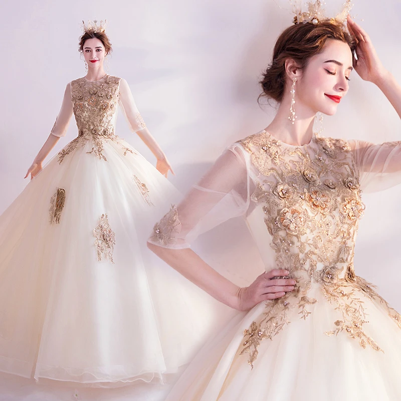 Рисунок 2 - Бальное платье с блестками