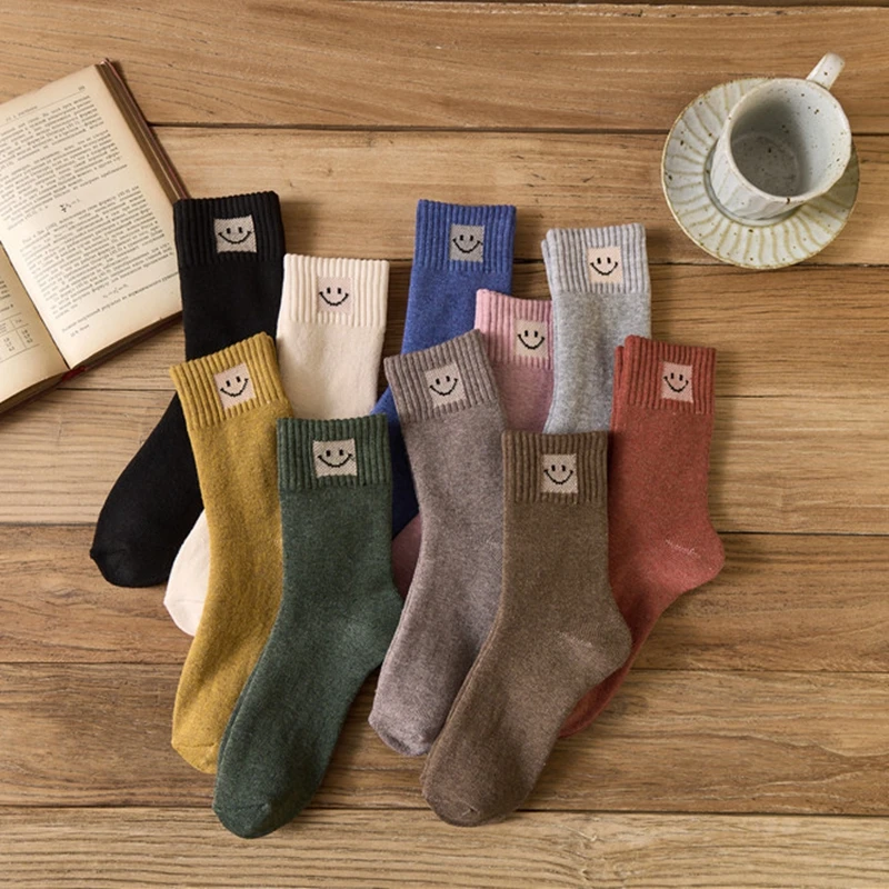 

Женские/мужские хлопковые носки со смайликом, милые Дышащие носки с вышитым мультипликационным принтом, весенние повседневные Черные Носк...