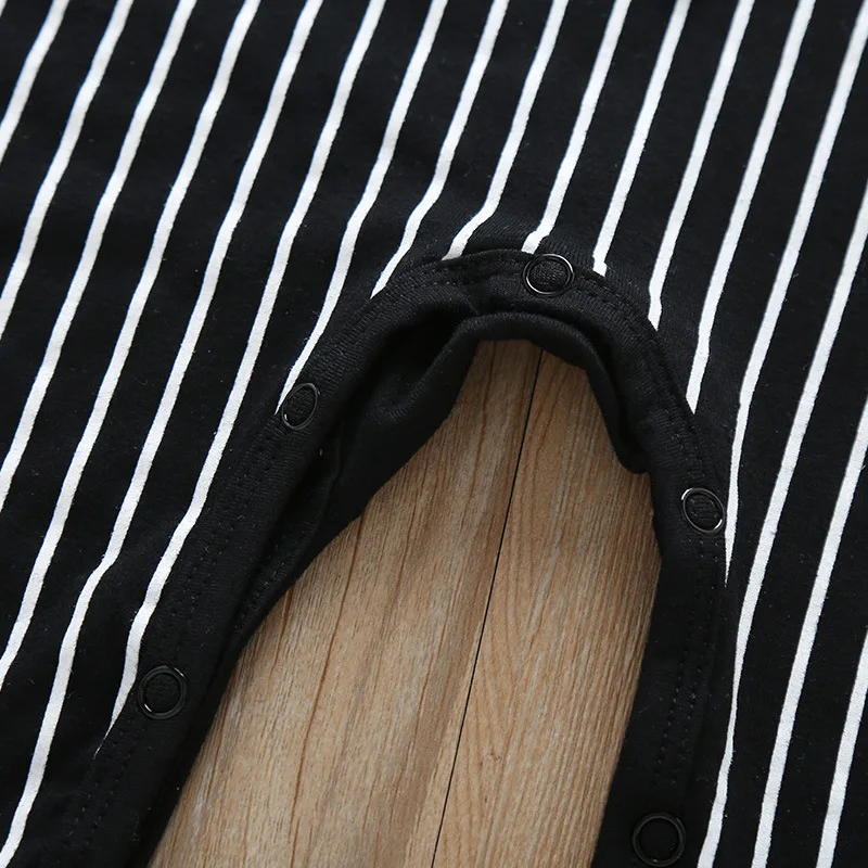 Модный костюм на Хэллоуин для маленьких мальчиков весенний наряд пуловер в