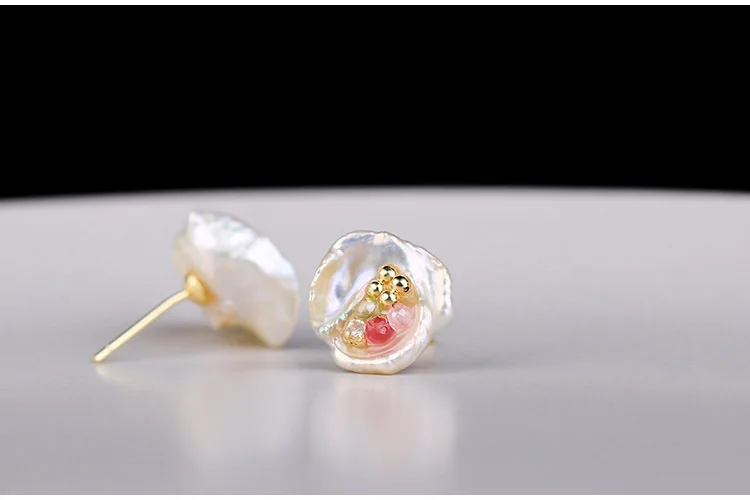 

Krasivaya Natural Flower Shell Pearl Fashion Earrings For Women