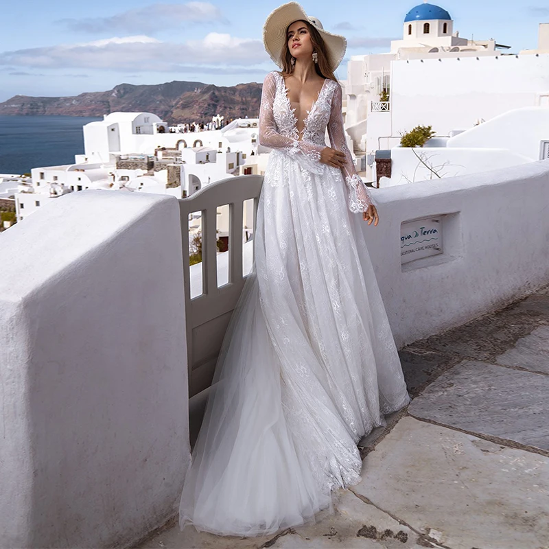

Boho Beach Wedding Dress 2021 Tulle Court Train Appliques Lace Sexy V-eck Long Sleeve Backless Bridal Gowns