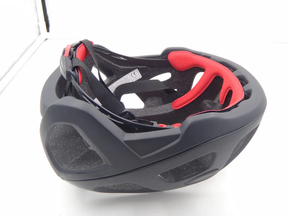 

Raceday Helmet Women Men Lightweight Breathable In-mold Bicycle Safety Cap Outdoor Sport Mountain bicycle helmet helmet cycling