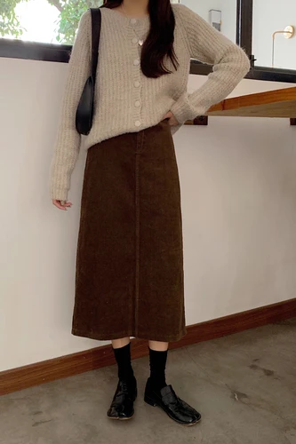 

2020 Women Retro Corduroy Skirt Casual Mid-calf Solid Straight Skirts Spring High Waist Office Lady Bodycon Skirts Ka611