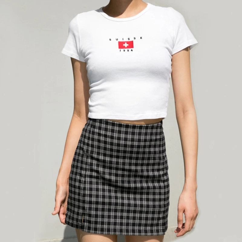 

Women Embroidery Slim Fit T-shirt Cropped Top