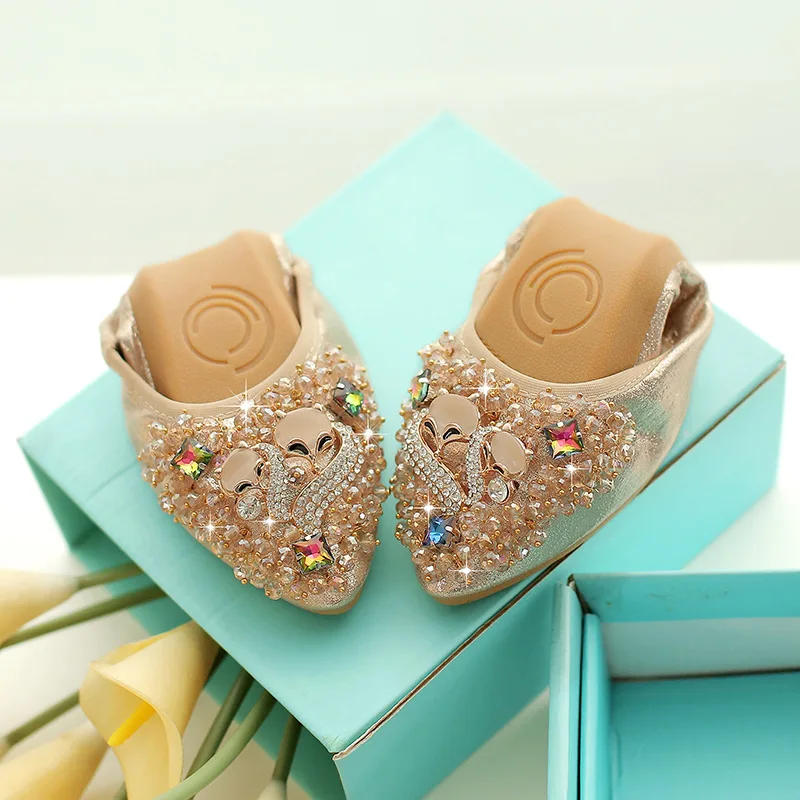 Женские туфли на плоской подошве черные золотистые серебристые из флока с