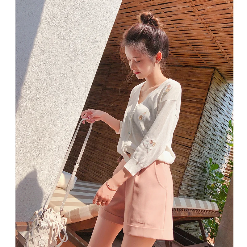 Mishow Leisure OL formal Female Spring Summer fashion 2018 New High-waist women loose Broad-legged Shorts MX18A2436 | Женская одежда