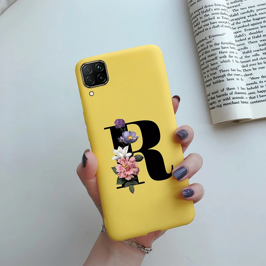 Чехол для телефона Huawei P40 Lite мягкий силиконовый чехол-накладка с буквами и