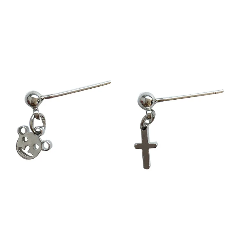 

Fashion Punk Stud Earrings Creative Asymmetric Cross Bear Earrings Short Ear Clip Earrings for Women Accessories Fashion Jewelry
