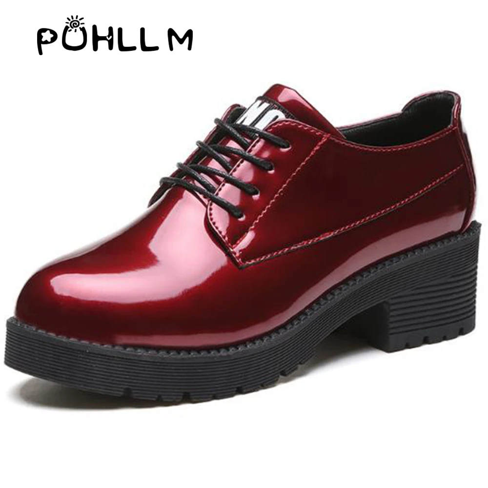 Нескользящая обувь из лакированной кожи с круглым носком женская на толстой