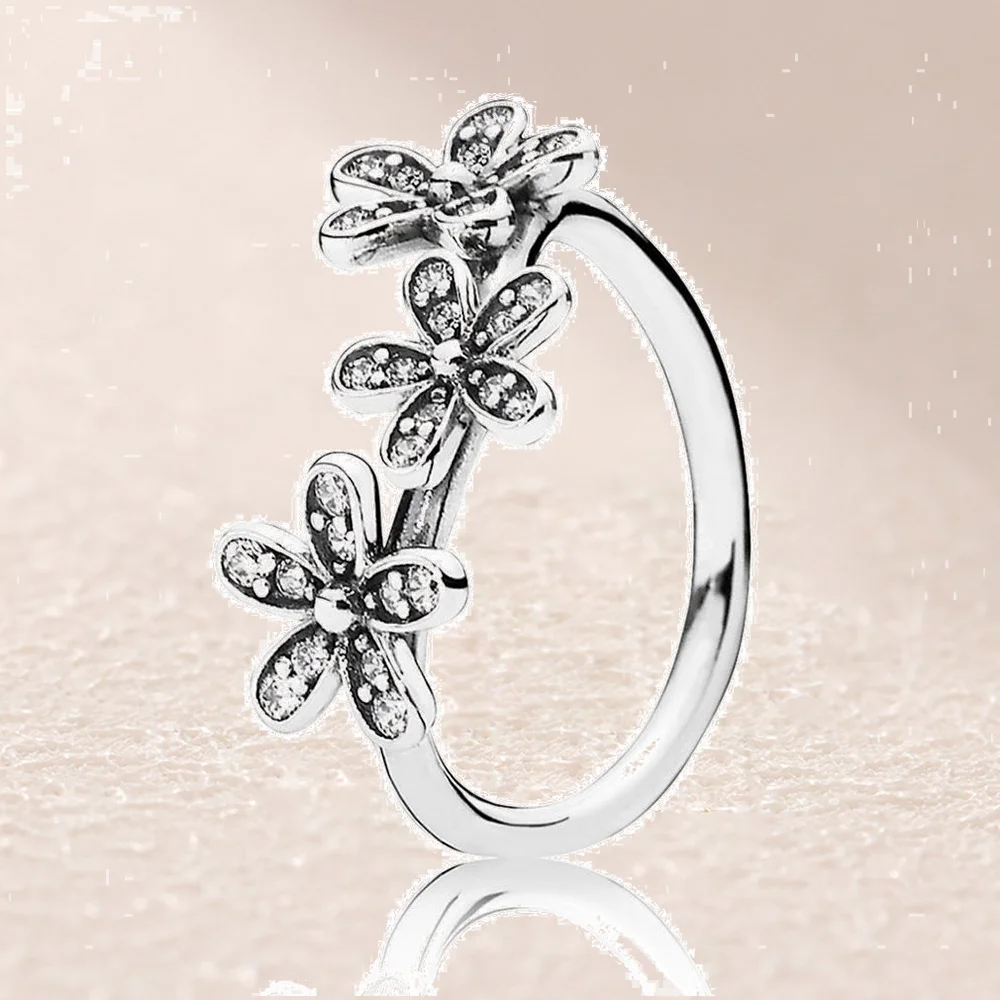 

190933CZ Dazzling Daisies Stackable Ring