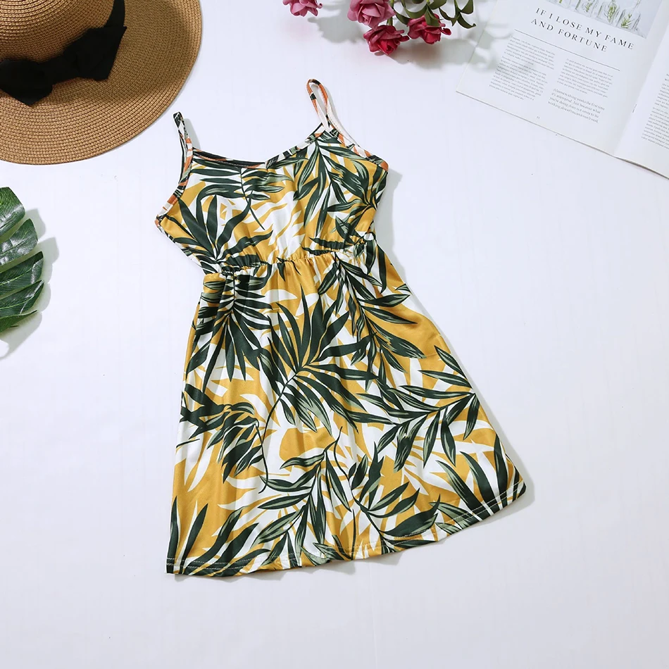 

Mom and Daughter Dress Family Matching Outfits Sling Floral Printed Mini Bohemian Dress Summer 2021 Girl Women Boho Clothes