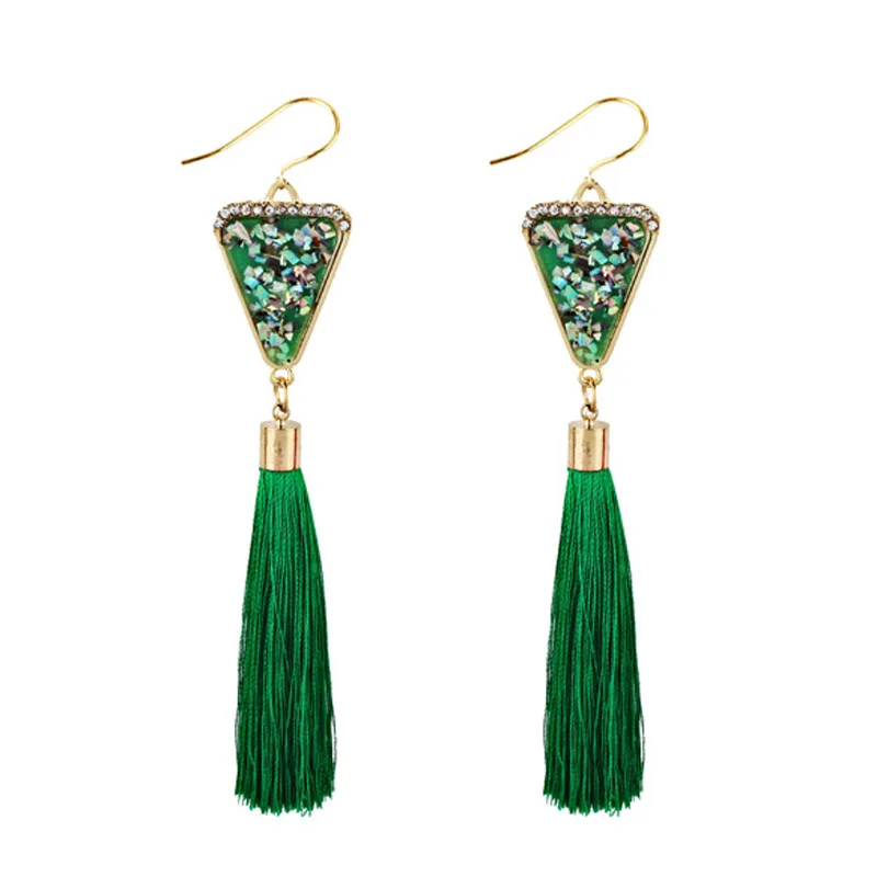 Женские серьги с кисточками маленькие подвески в богемном стиле бахромой