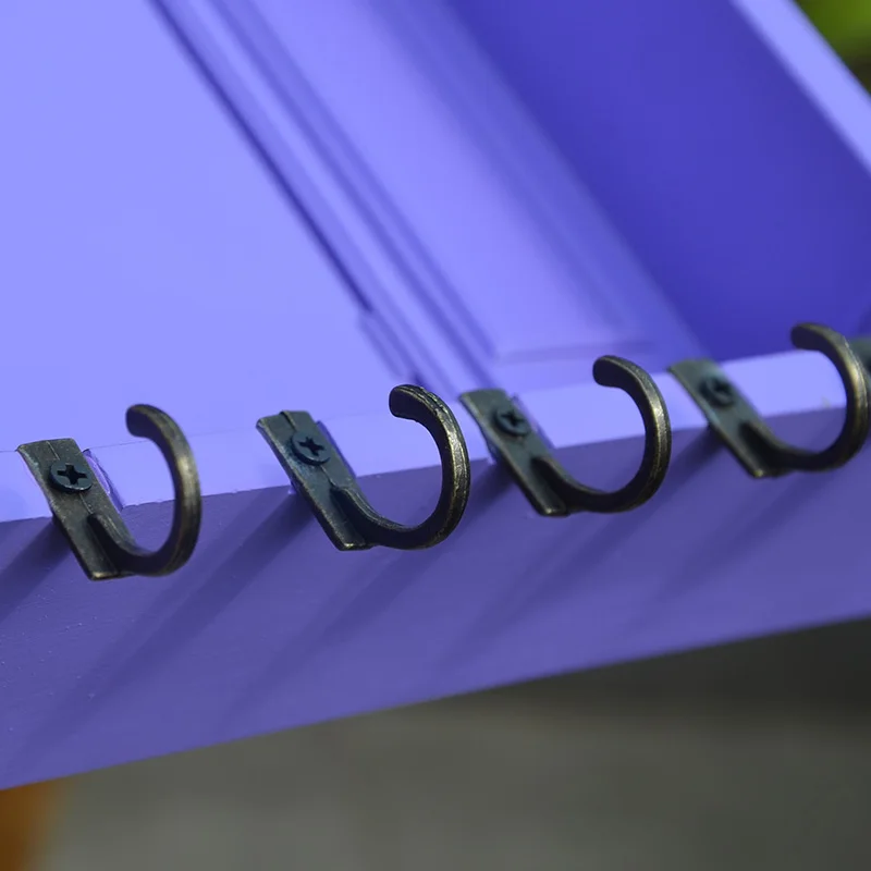 

High Quality 2021 New Friends Key Holder Door Keychain Central Perk Keychains Friends Tv Show Home Decor Wall Decor