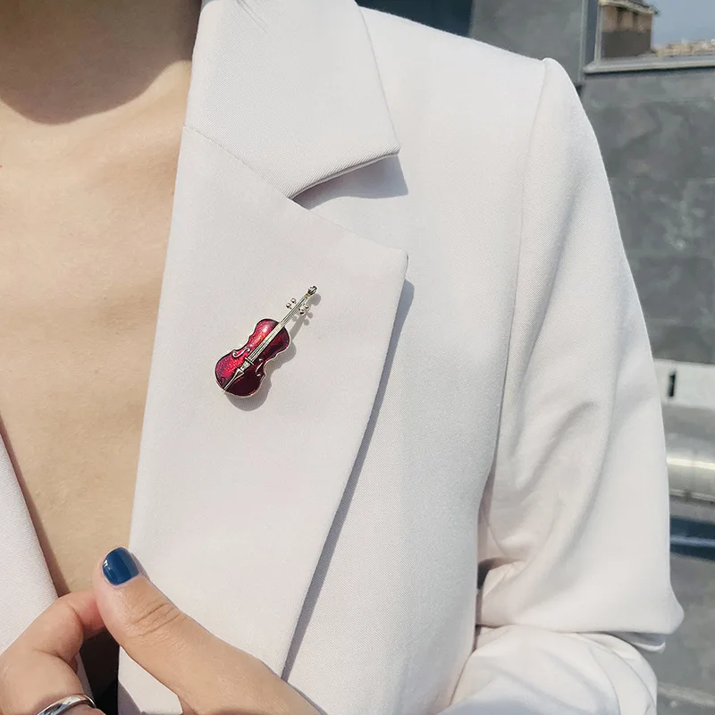 Изысканная скрипка в стиле ретро