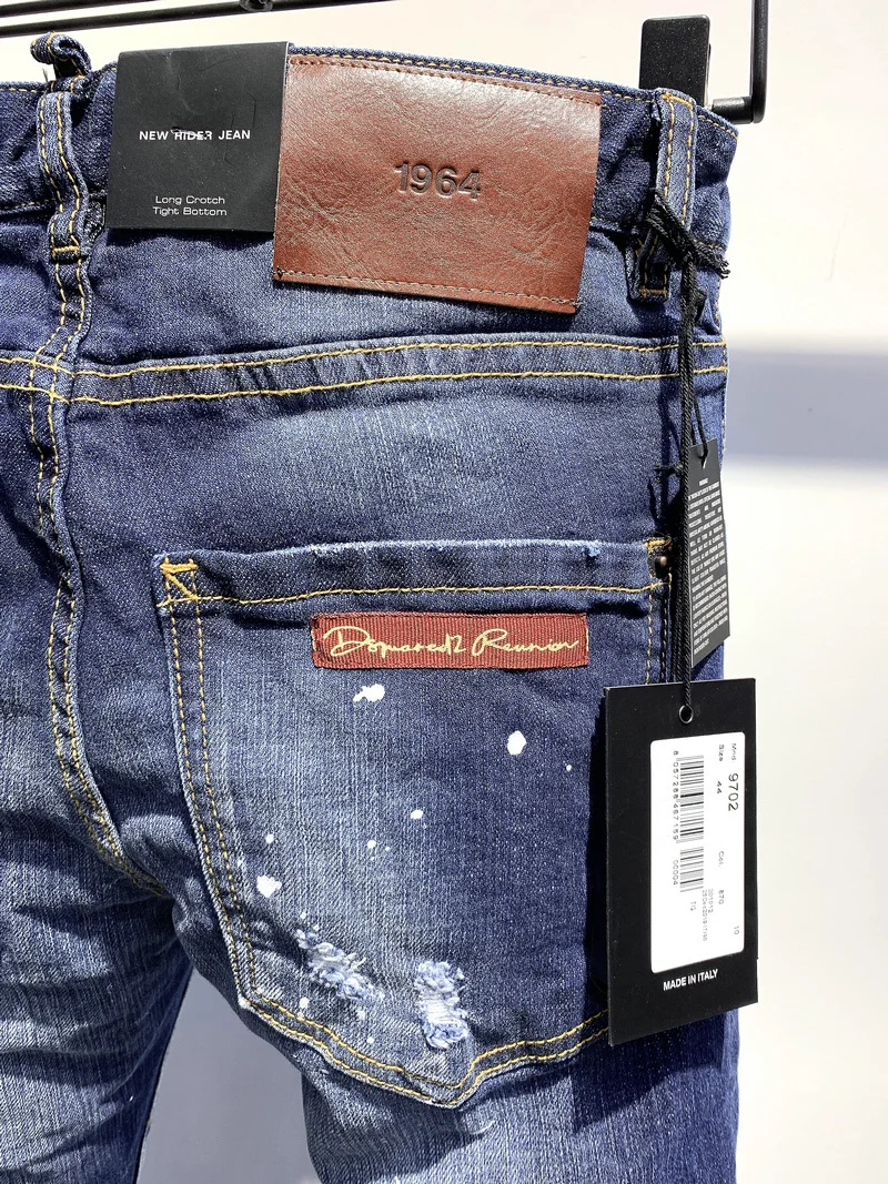 DSQUARED2 Men's/Women's Washed Blue Simple Slim-Fit Stretch Hole Patch Jeans 9702