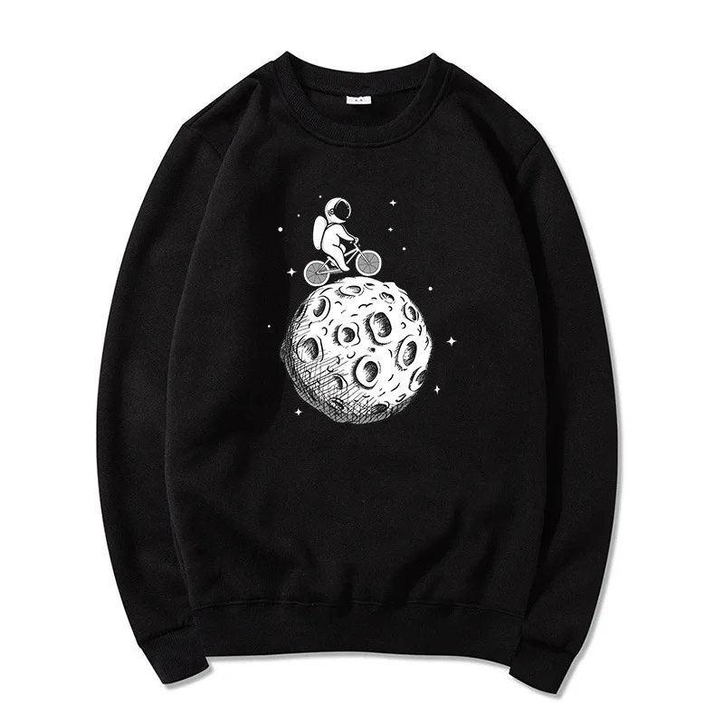 

Funny Design Astronauts Ride Bicycles on The Moon Hoodie Oversize Men Pullovers Warm Pocket Hooded Fashion Graphic Hoody