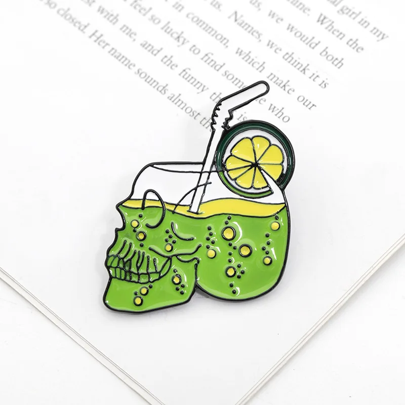 Брошь в стиле панк из металлического сплава с изображением заварочного сока