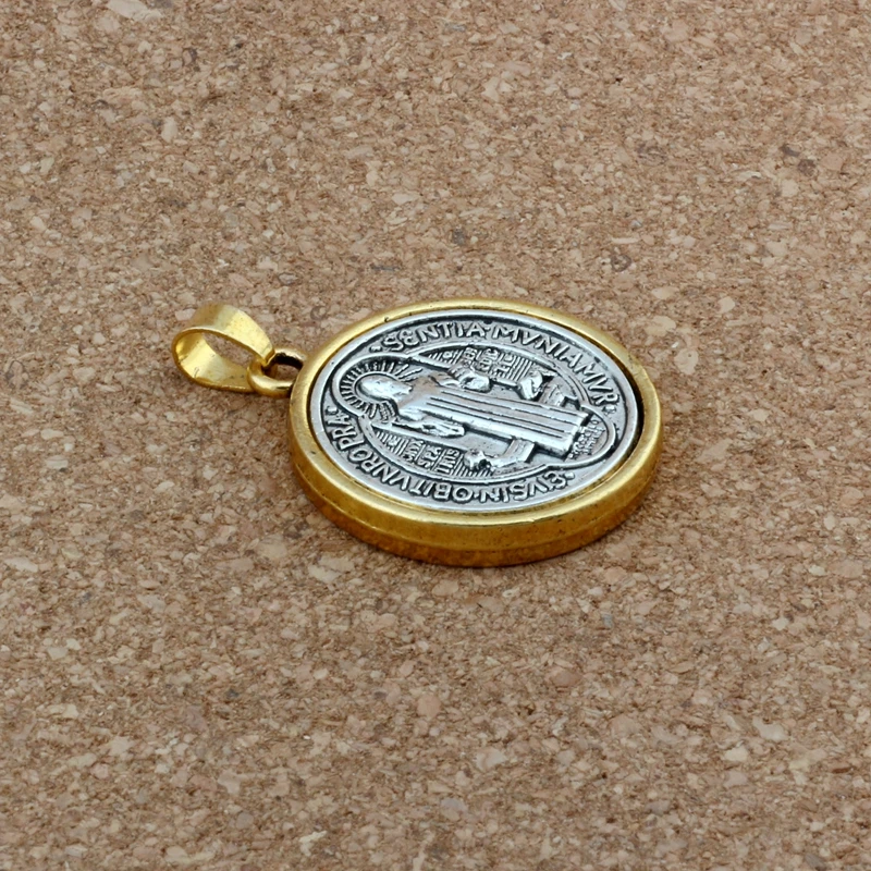 2 шт./Лот Крест Святого Бенедикта медаль Висячие шармы бусины подходят для