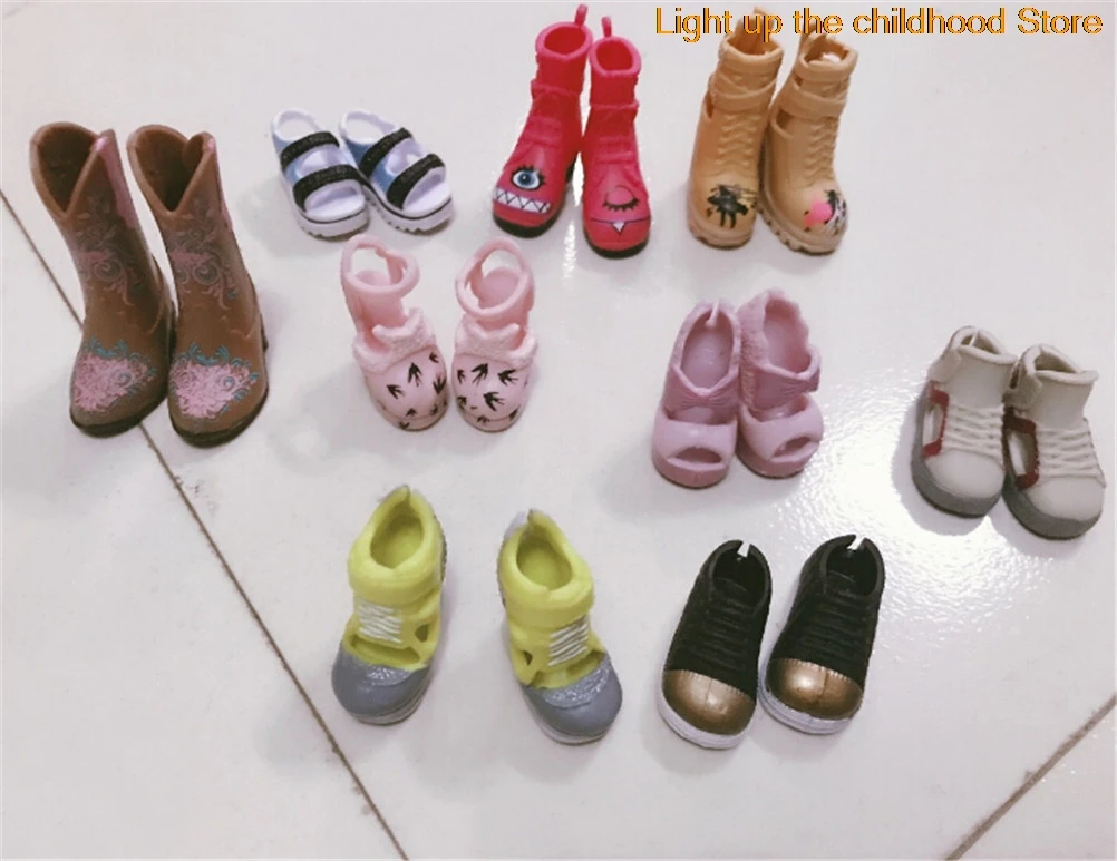 

Fashion Boots Colorful High Heels Shoes Boots Cute DIY Clothes For Doll Accessories Gifts Random Color and Styles 1Pair