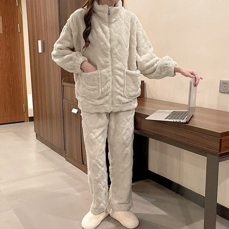 Long-Sleeved Coral Fleece Pajamas New Winter Casual Warm Flannel Pajamas Home Service Pajama Set Women