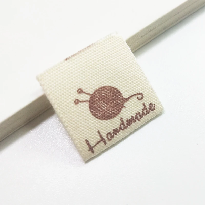CottonPrintedMarkLabelCustomizeWashLabelSatinFabricGarmentCareLabelDIYBeigeHandMadeYarnBallSpotCottonLabel100PCS/Сумка | Дом и сад