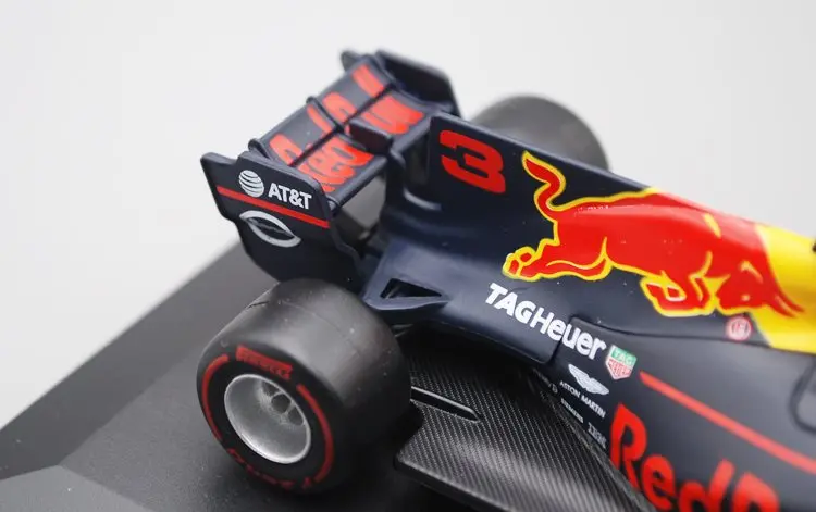 Bburago, 1/32, 1:32, Red Bull TAG Heuer RB13, No3, Daniel Ricciardo F1, Формула 1, модель автомобиля, литая под давлением, игрушка для детей, мальчиков и девочек