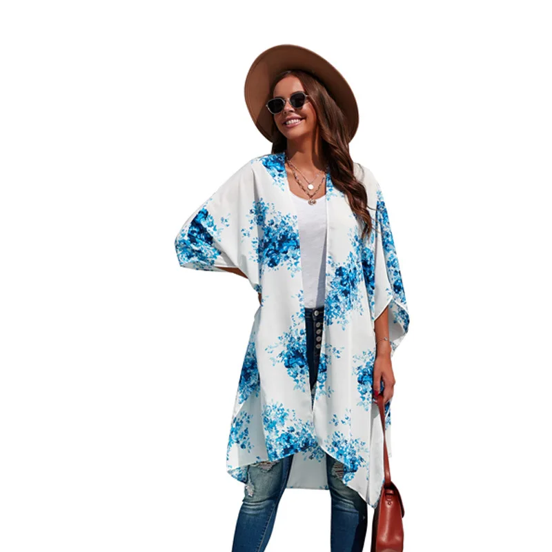

Select new European and American blouses, fashionable casual beach sunscreen clothes, women's simple printing piece S10