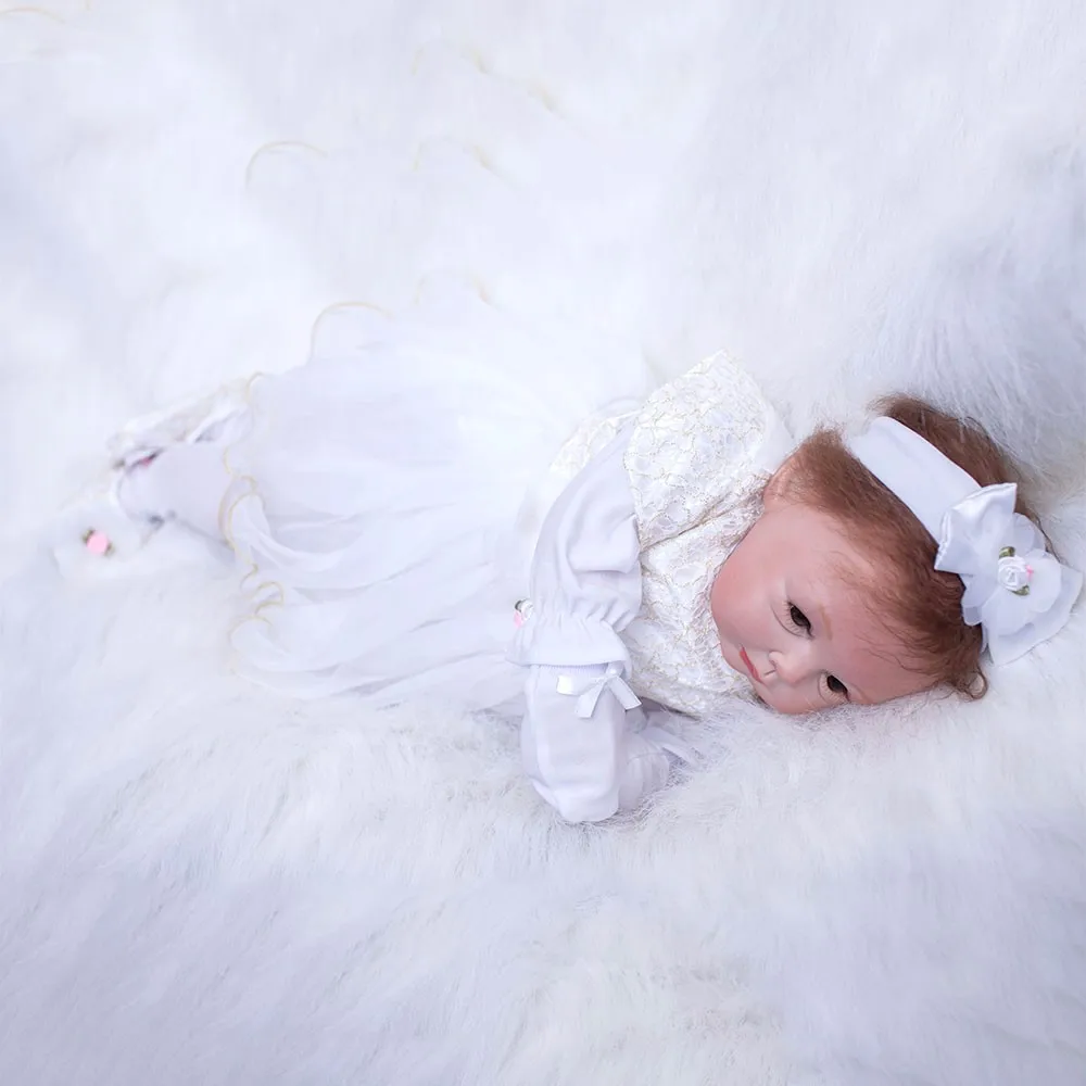 OtardDolls новорожденная кукла 22 дюйма силиконовая Реалистичная Bebe белое платье Reborn