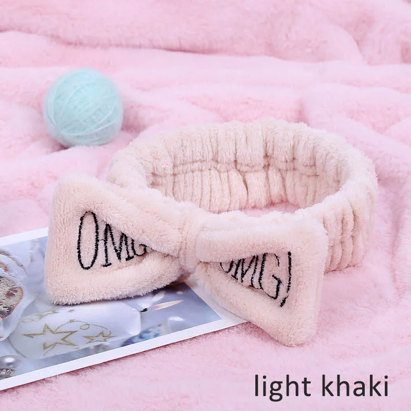light khaki Новые OMG буквы коралловый флис мыть лицо повязки для волос для женщин милый мягкий бант девушки повязки, резинки для волос аксессуары для волос в виде тюрбана - Цвет: light khaki