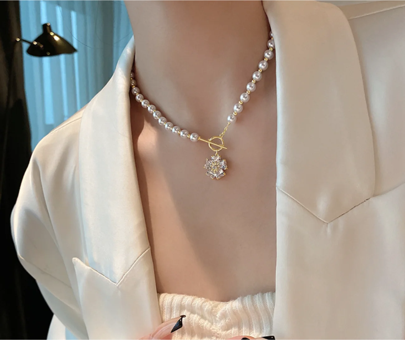 

trend French pearl zircon flower pendant OT buckle design Choker necklaces for women fashion jewelry