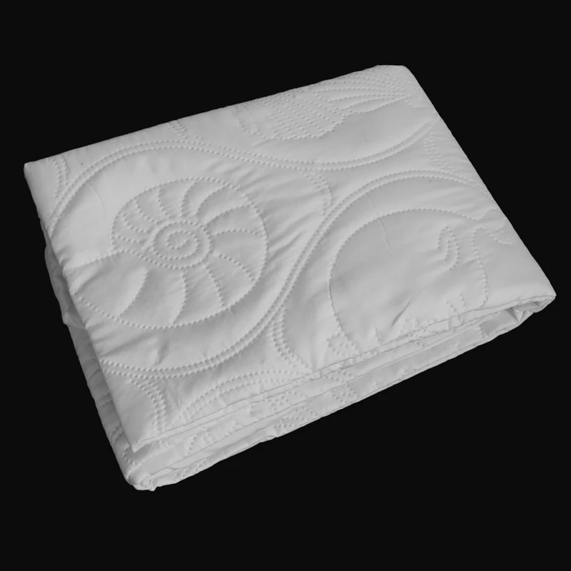 

Thick Quilted Waterproof Mattress Cover Urine and Moisture-Proof Embossed Simmons Protective Cover