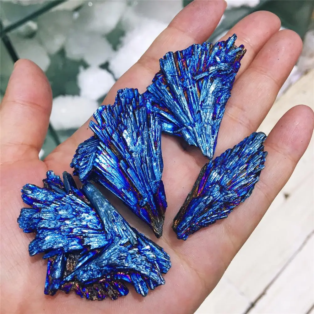 Кристалл натурального кварца редкий и красивый синий halo титановый кварц