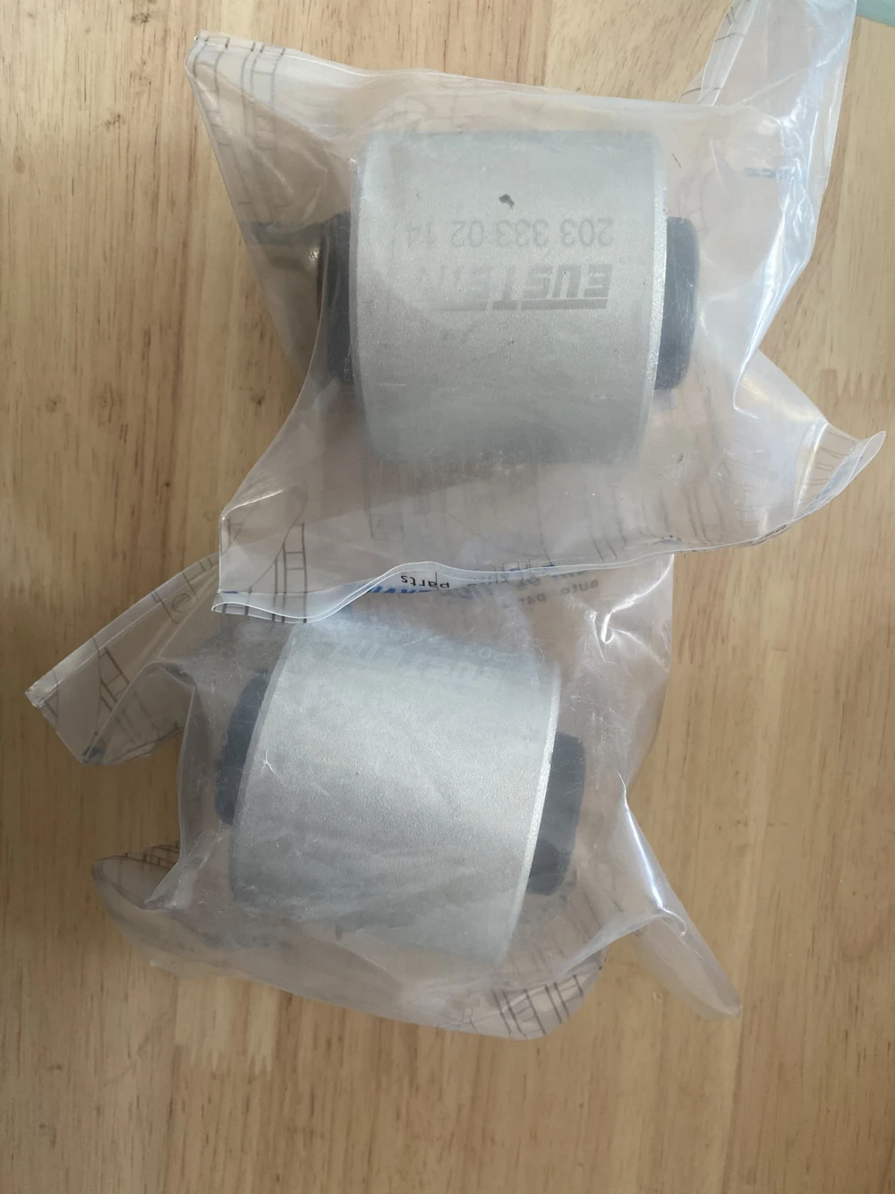 Прямая поставка втулка с внутренней втулкой спереди для Mercedes W203 C230 C350 SLK280 CLK350