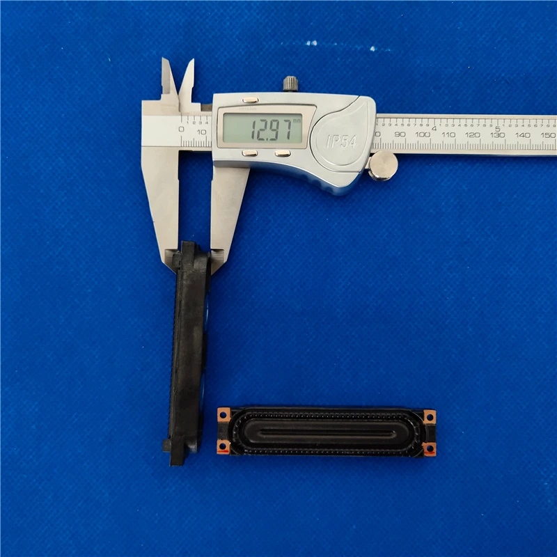 New and original for UA40F5000 BN96-25565B UE46F6100 UE46F5500 TV speaker UE42F5300 UE46F6320 UA46F5000 speakers 6ohms 10.0W