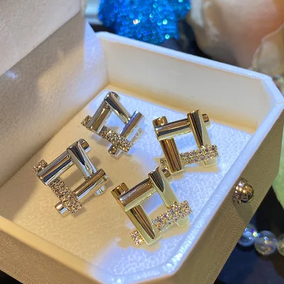 

Geometric Rhombus Earrings For Women Square Earrings Simple Fashion Versatile Temperament Europe And America Style New Trend