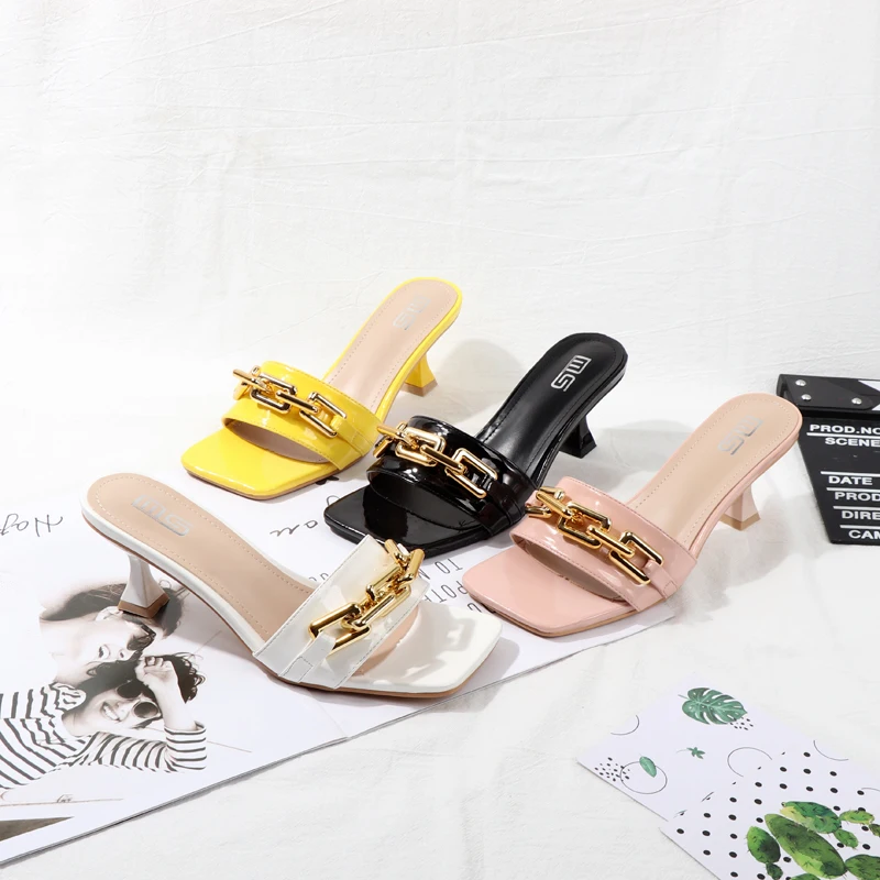 

New European and American style flip-flops with Stiletto heels, square toes, open-toed Sandals, metal chains, half-slippers, sin