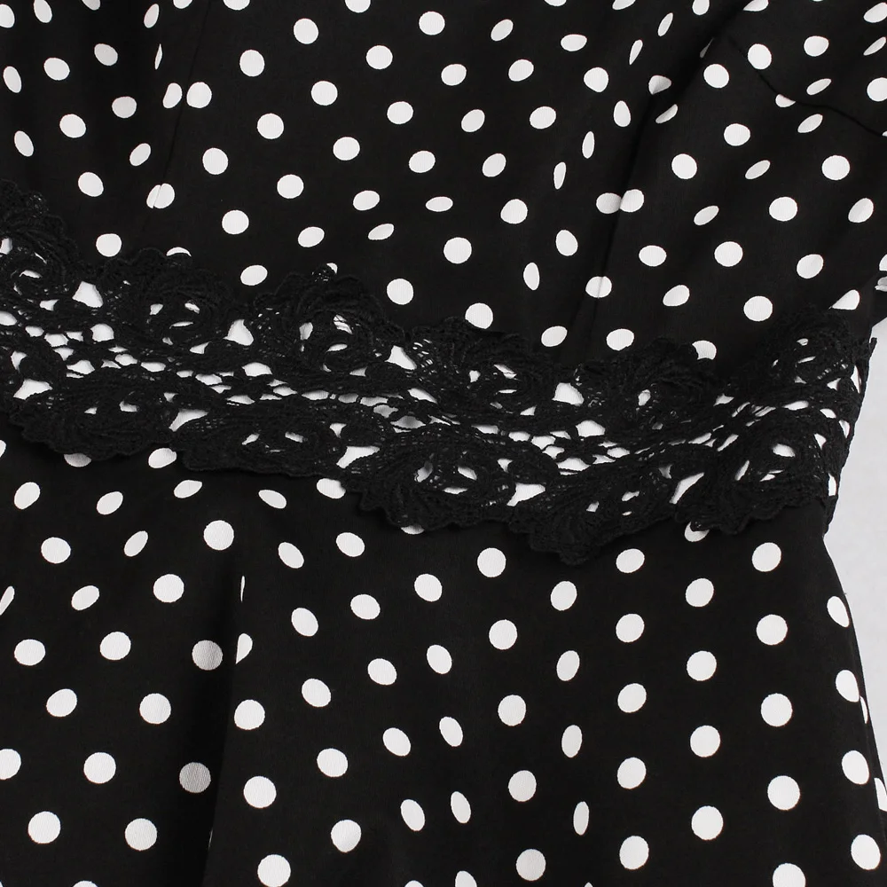 Женское винтажное платье в горошек черное из хлопка стиле ретро 60 х с V образным