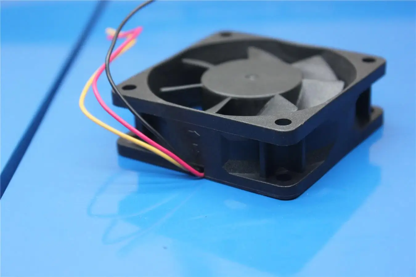 

AD0612XB-C72GL original genuine 12V 0.31A 60 * 60 * 20 double ball cooling fan