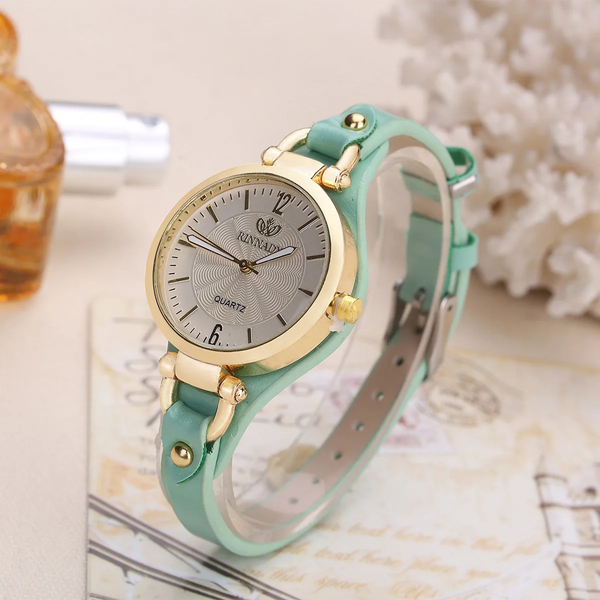 Punk new rivet ladies casual candy color thin belt pu leather quartz watch women wholesale | Наручные часы