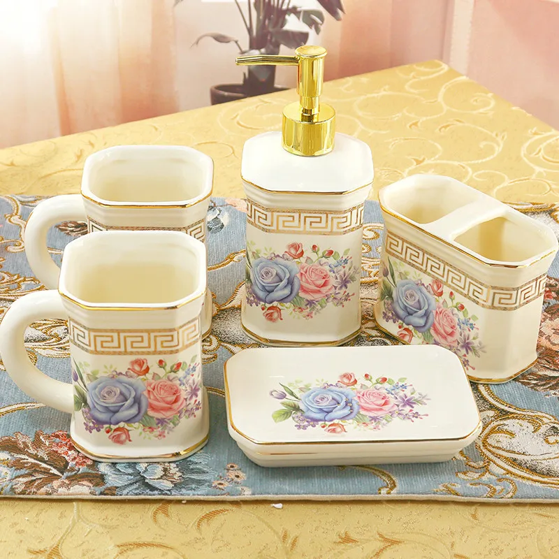 

Керамический набор для ванной комнаты из 5 предметов, фарфоровый держатель для зубной щетки, поднос, свадебные подарки, санитарная Посуда цвета слоновой кости, цветы гибискуса