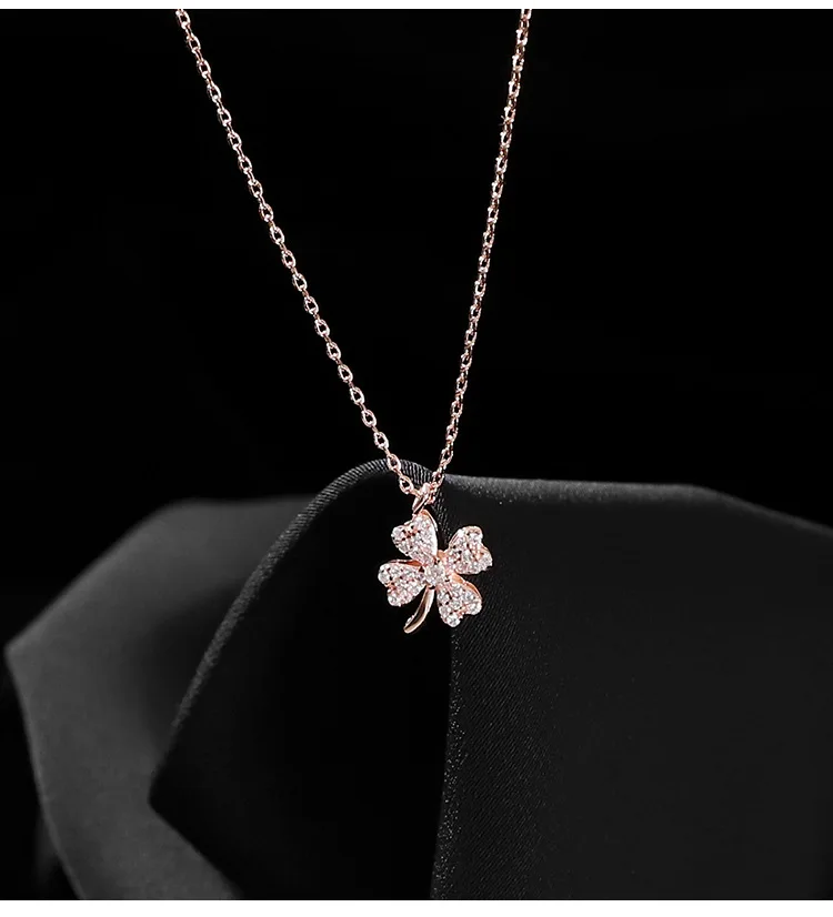 

New lucky four-leaf clover clover necklace female clavicle chain niche design simple temperament ins four-leaf clover necklace