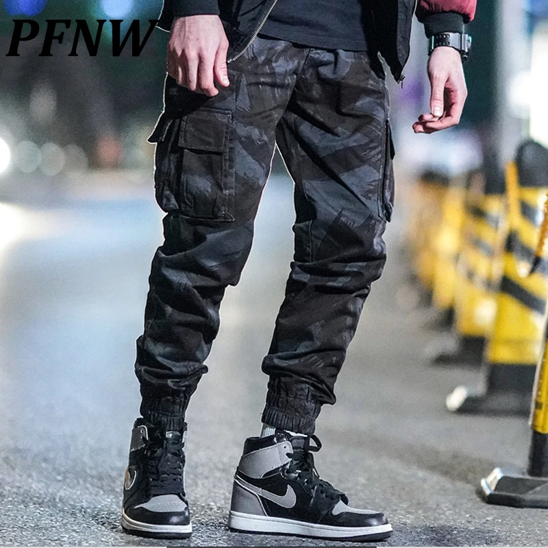 

Мужские брюки в стиле панк PFNW, черные камуфляжные брюки-карго с множеством карманов, повседневные брюки в стиле хип-хоп, модель 12X01011 на осень...
