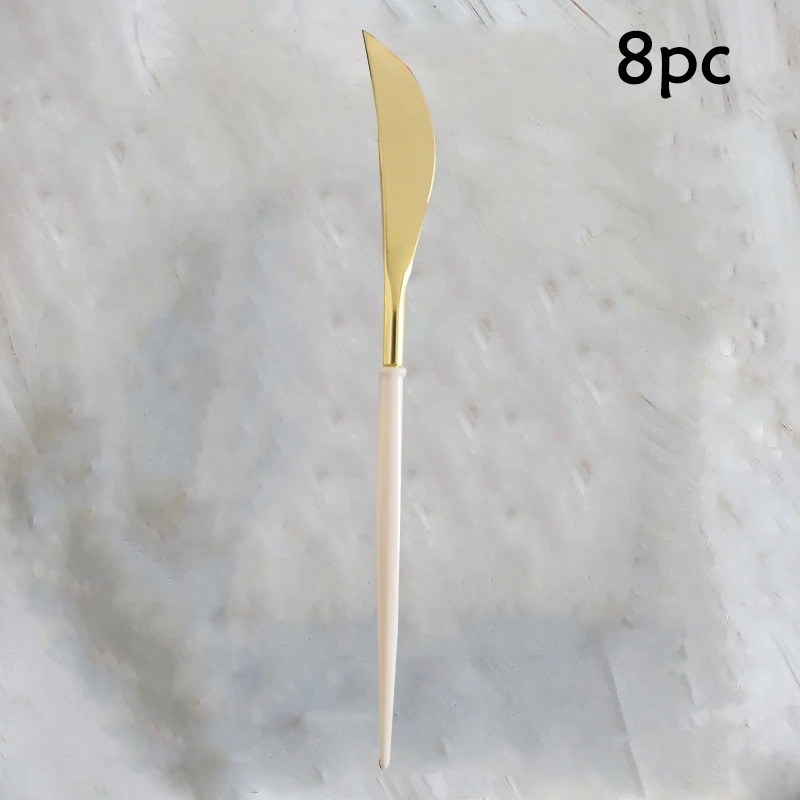 

Одноразовая бумажная посуда для 8 гостей